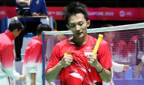 Ihsan Maulana Mustofa menjadi pahlawan tim bulu tangkis putra Indonesia meraih medali emas di SEA Games 2015