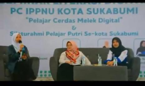 Ikatan Pelajar Putri Nahdlatul Ulama (IPPNU) Kota Sukabumi mengadakan seminar literasi digital yang diikuti oleh para pelajar putri tingkat SMA/SMK sederajat di Gedung Pusat Kajian Islam, Rabu (28/9/2022)