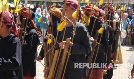 Ilustrasi Angklung Buhun. (Republika/Edi Yusuf) 