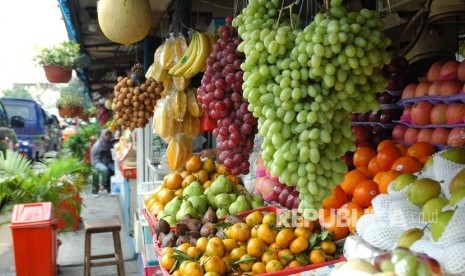 Buah-buahan cukup laris selama pandemi dan diandalkan mendongkrak perekonomian (Foto: ilustrasi buah lokal)