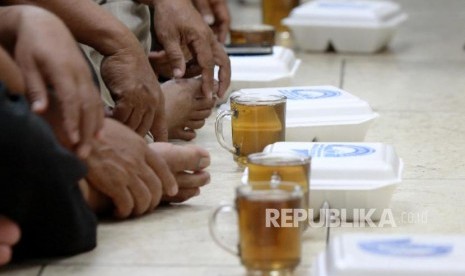 Bagaimana Hukum Menunda Qadha Puasa Ramadhan?