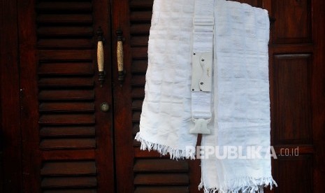 Warna Putih Kain Ihram Lambang Kesucian. Foto: Ilustrasi Kain Ihram