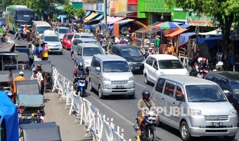 Ilustrasi Pasar tumpah