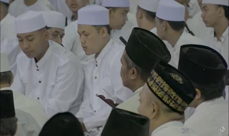 Ilustrasi santri Pesantren Al Falah Ploso 