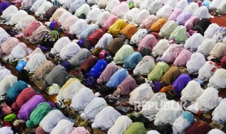 Daerah Zona Oranye Dilarang Gelar Sholat Tarawih. Foto: Ilustrasi Shalat Tarawih