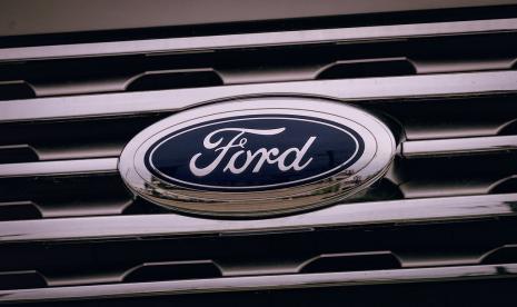 Produsen otomotif Amerika Serikat Ford Motor mengembangkan lampu lalu lintas pintar. 