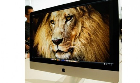 iMac dengan layar retina 5K.