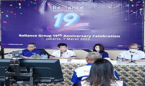 Iman Pribadi, Direktur Utama PT Usaha Pembiayaan Reliance Indonesia Anton Budidjaja, Founder & Chairman Reliance Group Mulyati, Direktur Utama PT Reliance Capital Management Gatot Subagio Direktur PT Reliance Capital Management