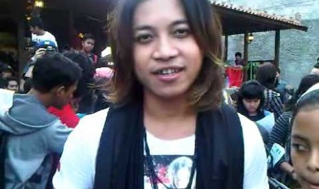 Iman, vokalis dan gitaris grup band J-Rocks