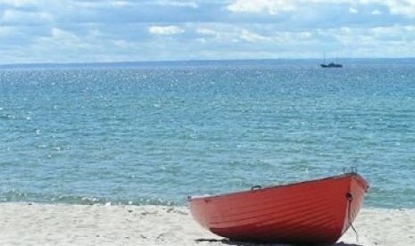 Badan Pengkajian dan Penerapan Teknologi (BPPT) telah menyiagakan buoy atau alat pelacak tsunami di Perairan Sebelah Selatan Selat Sunda, Provinsi Banten (Buoy SUN). (ilustrasi)