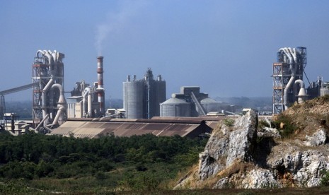 Indocement plant in Cirebon (file photo)