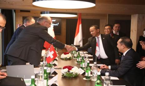 Indonesia dan Swiss telah menyepakati Persetujuan Peningkatan dan Perlindungan Penanaman Modal (P4M) atau Bilateral Investment Treaty (BIT) .