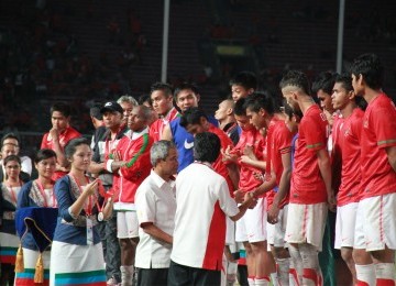 Indonesia harus puas menempati urutan kedua dengan raihan medali perak sepakbola SEA Games 2011, GBK Jakarta, Senin, (21/11). (Republika Online/Fafa)