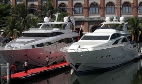  Indonesia Yachts Show and Boat in Jakarta in June 8, 2013 (illustration)