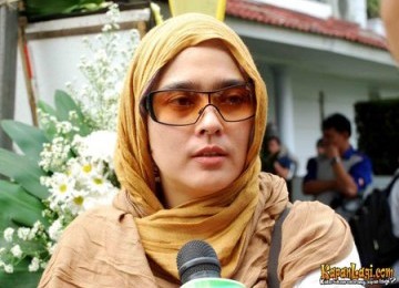 Ine Febriyanti, salah satu sutradara film KPK