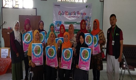 Inisiasi program Kawasan Sehat berbasis RW, Layanan Kesehatan Cuma–Cuma (LKC) Dompet Dhuafa Jawa Tengah (DD Jateng) mengadakan Penyuluhan dan Lomba Cipta Kreasi Isi Piringku Berbasis Pangan Lokal bagi para kader yang ada di Posyandu Desa Suro (Kamis, 27/2).