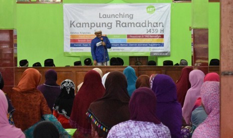 Inisiatif Zakat Indonesia Cabang Daerah Istimewa  Yogyakarta (IZI DIY) menggelar “Launching Kampung Ramadhan” di Dusun Kajorkulon, Rabu (16/5).