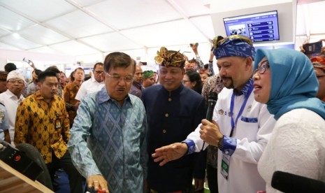  Inovasi Teknologi Navigasi yang ditujukan BPPT untuk Keselamatan Transportasi Laut, secara langsung diresmikan oleh Wakil Presiden Jusuf Kalla, bersama Menristek Dikti Mohammad Nasir.