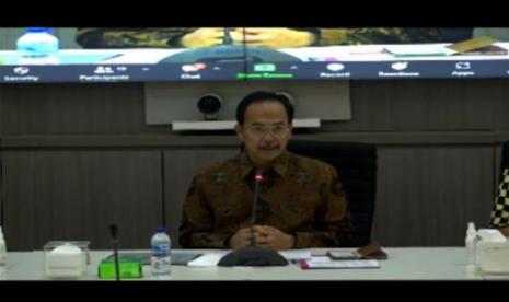  Inspektur Jenderal Kementerjan Agraria dan Tata Ruang/Badan Pertanahan Nasional (ATR/BPN) Sunraizal saat memberikan klarifikasi terkait dugaan 12 ribu sertifikat tanah hasil program Pendaftaran Tanah Sistematis Lengkap (PTSL) di Sumatera Utara yang disalurkan kepada penerima fiktif periode 2017-2020. Konferensi pers dilakukan secara daring dan luring, Jumat (3/6/2022).