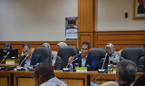  Inspektur Utama Sekretariat Jenderal DPR RI Setyanta Nugraha membuka acara Sosialisasi Peningkatan Penilaian Mandiri Pelaksanaan Reformasi Birokrasi (PMPRB) di lingkungan Setjen dan Badan Keahlian DPR RI. 