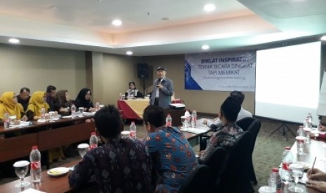 Inspirator Metamorphosis, HD Iriyanto, saat mengisi Diklat  Inspiratif Republika di Lynn Hotel Yogyakarta, Sabtu (22/6)