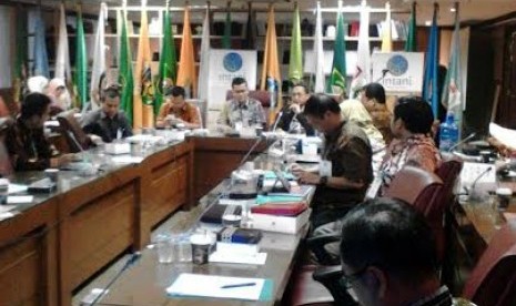 INTANI dan UGM berkolaborasi meningkatkan kesejahteraan masyarakat petani dan nelayan