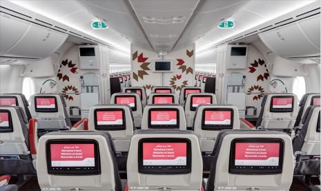 Interior Royal Air Maroc. Maskapai terbesar Maroko ini mengoperasikan penerbangan langsung pertama ke Israel. 