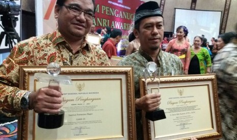 IPB meraih juara III  Lomba Lembaga Kearsipan Perguruan Tinggi Negeri yang diselenggarakan oleh Arsip Nasional RI (ANRI).