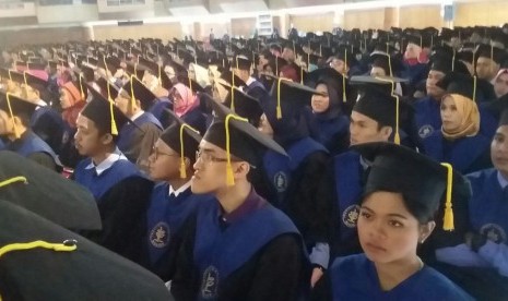 IPB mewisuda Sarjana, Magister dan Doktor, Rabu (26/7).