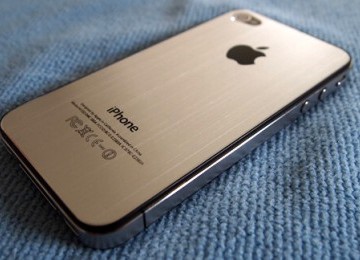 iPhone 4 yang dirilis Juni 2010