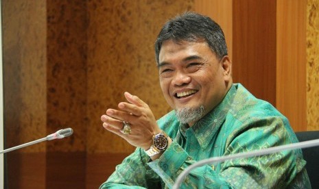 Ir. H. Junaidi Auly, MM Anggota Komisi XI DPR RI