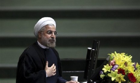 Iranian President Hasan Ruhani speaks during a debate at the parliament, in Tehran, Iran. (file photo)