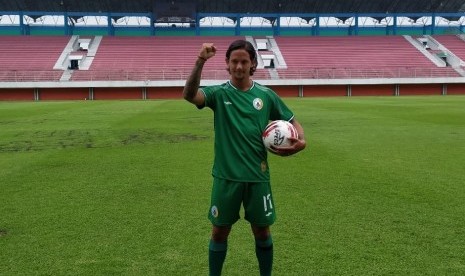 Irfan Bachdim bergabung ke PSS Sleman.