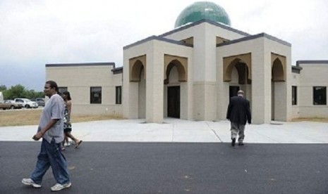 Islamic Center  Muslim Mufressboroo.