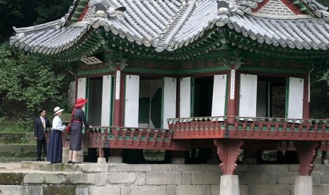 Istana Cheodeokgung di Seoul.