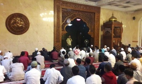 Itikaf di Masjid An Nuur Rumah Sakit (RS) Sari Asih Serang.