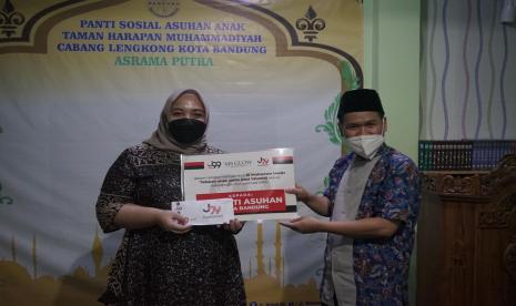 J99 Foundation Dan Ms Glow Clinic Santuni 99 Panti Asuhan Republika Online