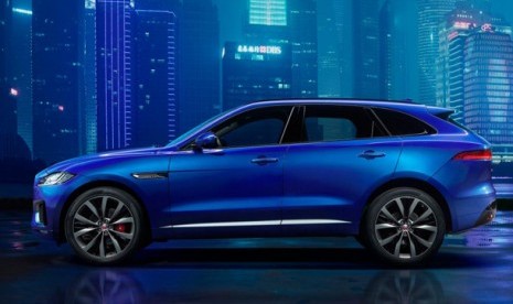 Jaguar F-Pace.