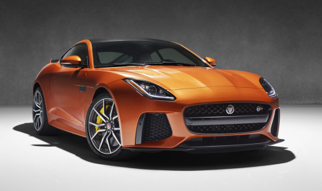 Jaguar F-TYPE SVR 