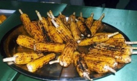 Jagung Bakar, menu andalan murah meriah saat tahun baru