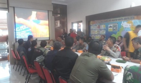 Jajaran Polres Bandung menggelar rapat koordinasi (rakor) pengamanan pertandingan Persib Bandung melawan Persiwa Wamena yang digelar Senin (11/2), di ruang Command Center Mapolres Bandung, Jumat (8/2).