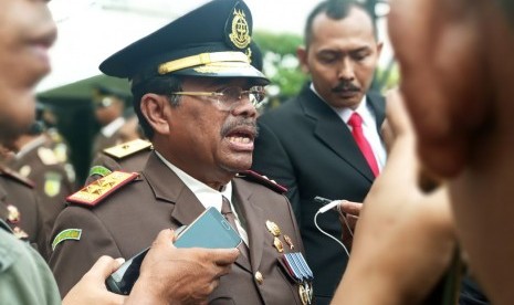 Jaksa Agung, HM Prasetyo di Kejaksaan Agung, Senin (23/7). 