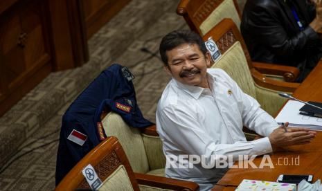  Pemulihan Ekonomi Nasional, Jaksa Agung: Perkuat Intelijen. Foto:  Jaksa Agung ST Burhanuddin mengikuti rapat kerja bersama Komisi III DPR di kompleks Parlemen, Jakarta, Senin (29/6/2020). Rapat membahas pendalaman penanganan kasus-kasus terkini oleh Kejaksaan Agung, khususnya yang berkaitan dengan sekuritas dan investasi.