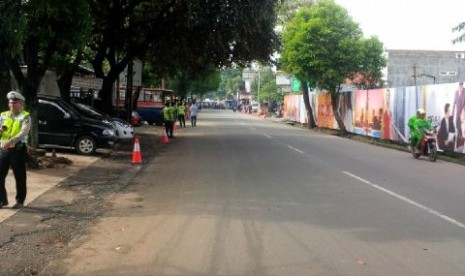 Jalan Ampera, dekat PN Jaksel, ditutup.