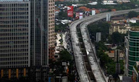 Jalan Layang Non Tol Kampung Melayu- Tanah Abang.