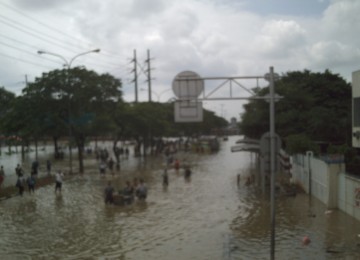 Jalan Daan Mogot banjir, ilustrasi