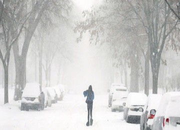 Jalanan Chicago tertutup salju tebal