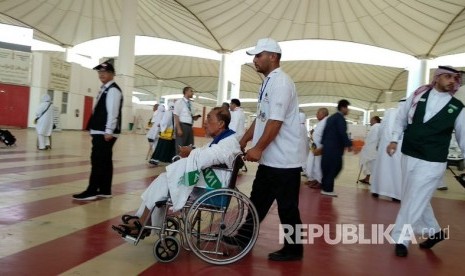 Jamaah haji Indonesia tiba di Bandara King Abdul Aziz, Jeddah.