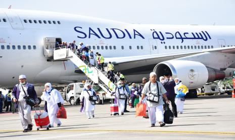 Jamaah haji Indonesia tiba di Tanah Air. 