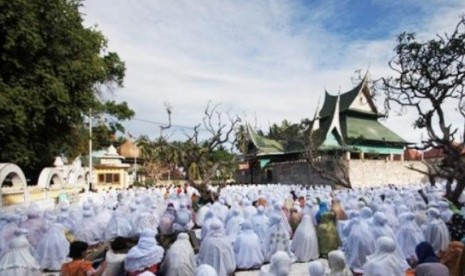 Jamaah pengikut Tarekat Syattariah.